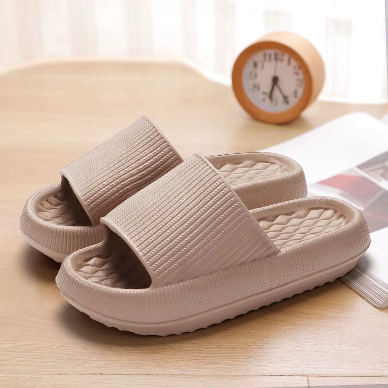 Women'S Thick Platform Cloud Slippers EVA Soft Sole Pillow Slides Summer Beach Flip Flops Women Non Slip Bathroom Home Slippers