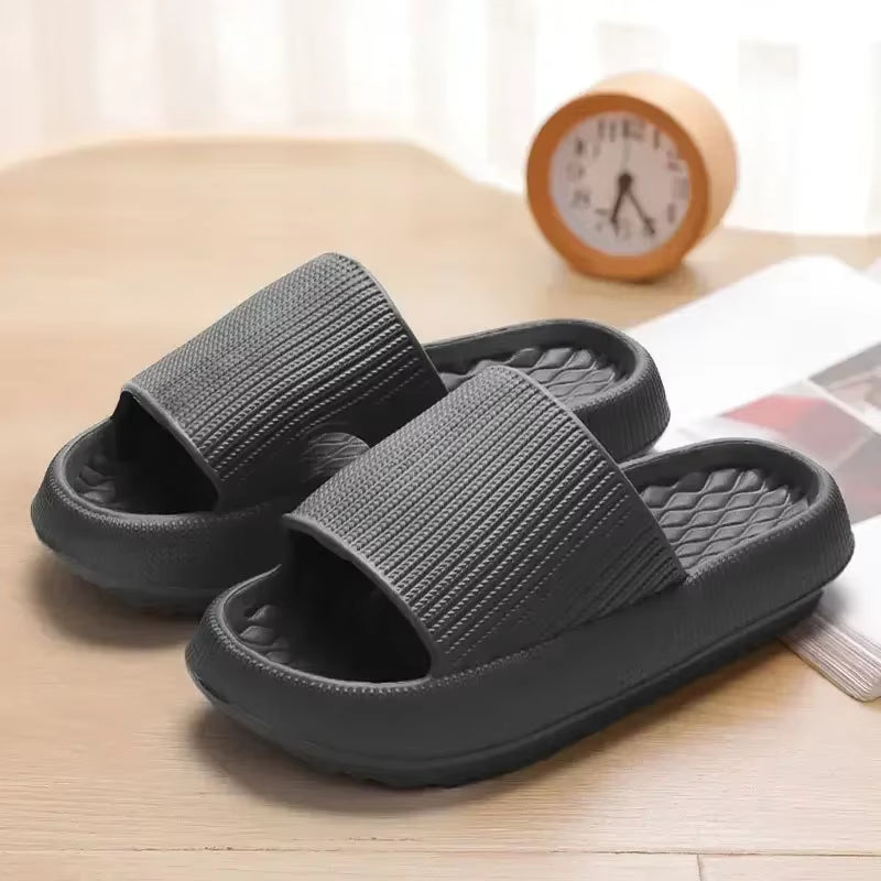 Women'S Thick Platform Cloud Slippers EVA Soft Sole Pillow Slides Summer Beach Flip Flops Women Non Slip Bathroom Home Slippers